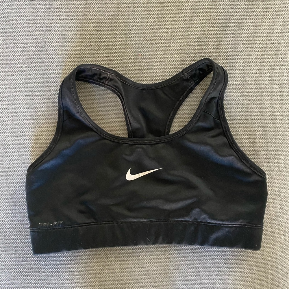 Black medium Nike sports bra
